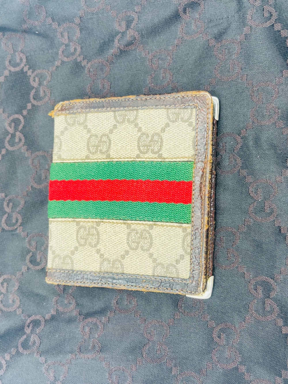 Gucci Brown Leather Bifold Wallet with Gold Logo
